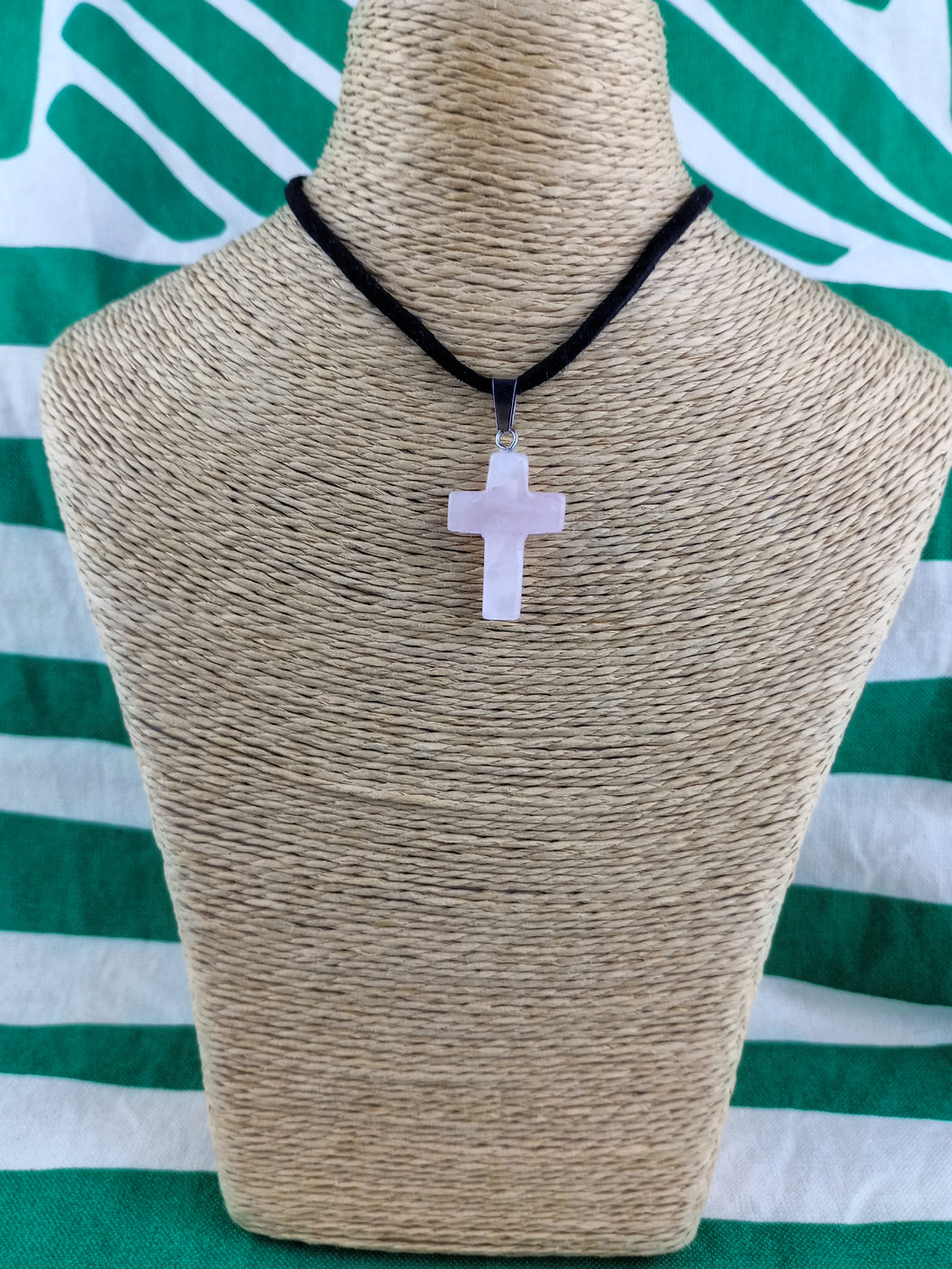 Colgante Cruz Cuarzo Rosa