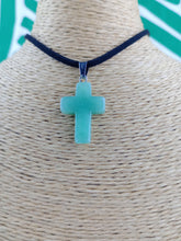 Cargar imagen en el visor de la galería, Colgante Cruz Aventurina

