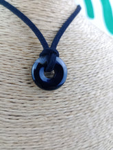 Cargar imagen en el visor de la galería, Colgante Mini Donut Agata Negra
