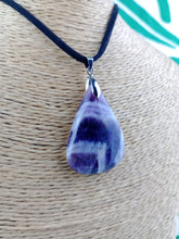 Cargar imagen en el visor de la galería, Colgante Amatista Bandeada Mod 4
