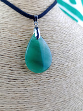 Cargar imagen en el visor de la galería, Colgante Jade Verde Mod. 4
