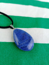 Cargar imagen en el visor de la galería, Colgante Cuarzo Azul Lagrima Mod. 4
