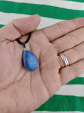 Cargar imagen en el visor de la galería, Colgante Cuarzo Azul Lagrima Mod. 7
