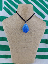 Cargar imagen en el visor de la galería, Colgante Cuarzo Azul Lagrima Mod. 5
