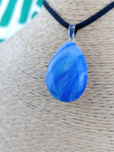 Cargar imagen en el visor de la galería, Colgante Cuarzo Azul Lagrima Mod. 5

