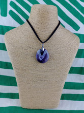 Cargar imagen en el visor de la galería, Colgante Amatista Bandeada Mod 3
