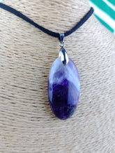 Cargar imagen en el visor de la galería, Colgante Amatista Bandeada Mod 2

