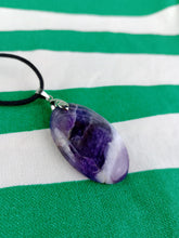 Cargar imagen en el visor de la galería, Colgante Amatista Bandeada Mod 6
