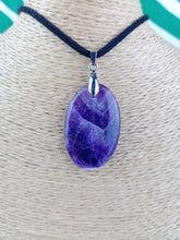 Cargar imagen en el visor de la galería, Colgante Amatista Bandeada Mod 1
