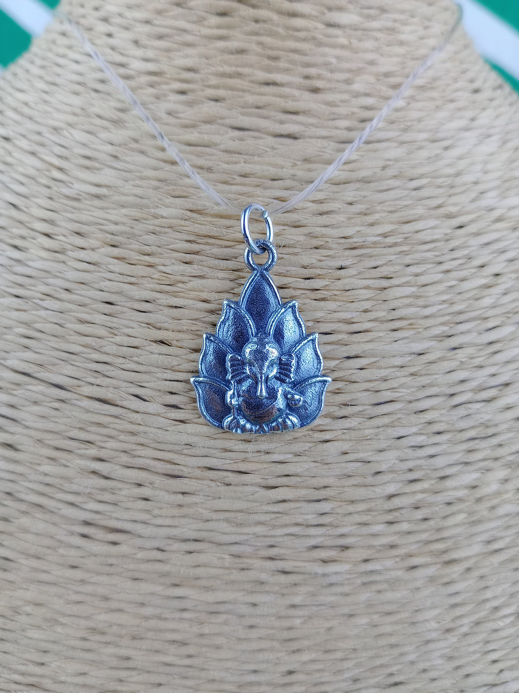 Colgante Ganesha Hoja Plata 925