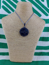 Cargar imagen en el visor de la galería, Colgante Shunguita Arcangel Miguel
