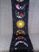 Cargar imagen en el visor de la galería, Bandera Fases Lunares Negra
