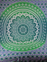 Cargar imagen en el visor de la galería, Bandera Mandala Verde
