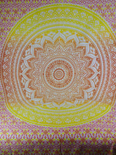 Cargar imagen en el visor de la galería, Bandera Mandala Amarilla
