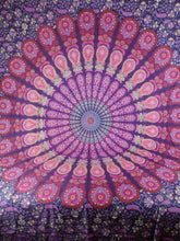 Cargar imagen en el visor de la galería, Bandera Mandala Rojo
