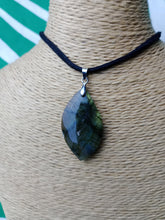 Cargar imagen en el visor de la galería, Colgante Labradorita Mod. 3
