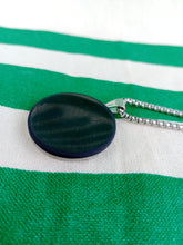 Cargar imagen en el visor de la galería, Colgante Shunguita y Acero Inoxidable Tetragramaton
