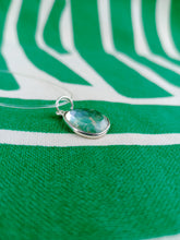 Cargar imagen en el visor de la galería, Colgante Cuarzo Plata Mod. 1
