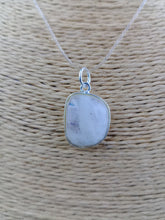 Cargar imagen en el visor de la galería, Colgante Piedra Luna Mediana Mod. 4
