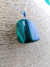 Cargar imagen en el visor de la galería, Colgante Malaquita Mod. 6
