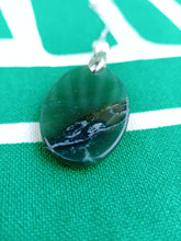 Cargar imagen en el visor de la galería, Colgante Jade Verde Mod. 10
