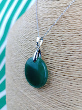 Cargar imagen en el visor de la galería, Colgante Jade Verde Mod. 8
