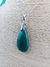 Cargar imagen en el visor de la galería, Colgante Jade Verde Mod. 7

