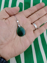 Cargar imagen en el visor de la galería, Colgante Jade Verde Mod. 6
