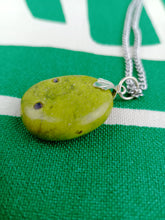 Cargar imagen en el visor de la galería, Colgante Atlantacita Mod. 1

