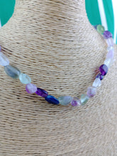 Cargar imagen en el visor de la galería, Collar Fluorita Nuggets Mini 60 cm
