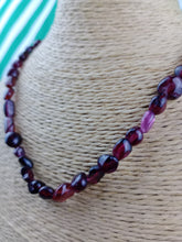 Cargar imagen en el visor de la galería, Collar Granate Nuggets Mini

