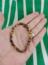 Cargar imagen en el visor de la galería, Pulsera Ojo de Tigre Nuggets Mini
