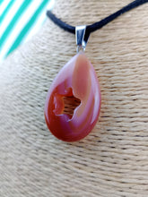 Cargar imagen en el visor de la galería, Colgante Carneola Lagrima con Estella Mod 1
