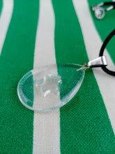 Cargar imagen en el visor de la galería, Colgante Cuarzo Lagrima Estella
