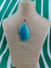 Cargar imagen en el visor de la galería, Colgante Amazonita Hoja
