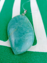 Cargar imagen en el visor de la galería, Colgante Amazonita Hoja
