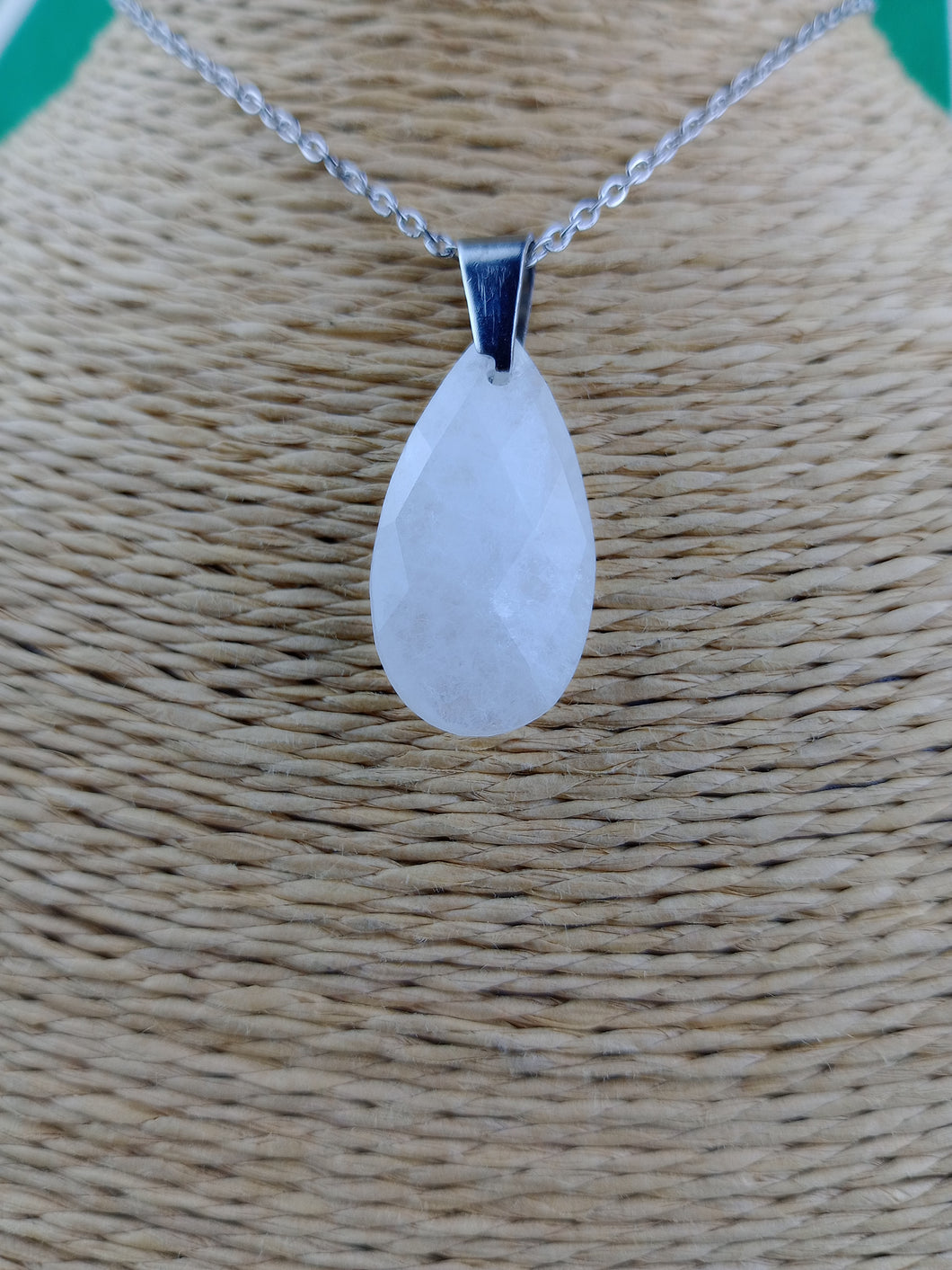 Colgante Lagrima Cuarzo Blanco Facetado