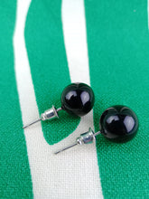 Cargar imagen en el visor de la galería, Pendientes Pin Onix Negro 10 mm
