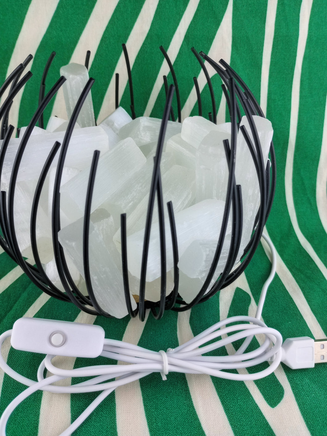 Lampara Forma de Mandarina de Selenita