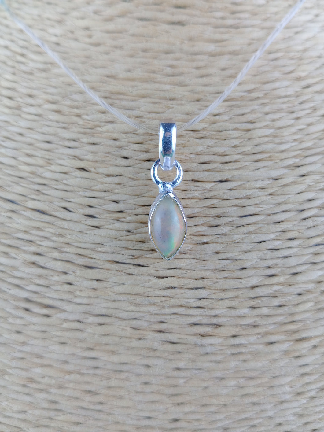 Colgante Opalo con Plata Mod. 4