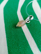 Cargar imagen en el visor de la galería, Colgante Opalo con Plata Mod. 4
