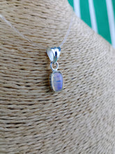 Cargar imagen en el visor de la galería, Colgante Opalo con Plata Mod. 2
