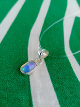 Cargar imagen en el visor de la galería, Colgante Opalo con Plata Mod. 2
