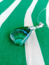 Cargar imagen en el visor de la galería, Colgante Crisocola con Plata Mod. 2
