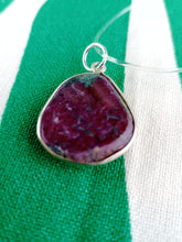 Cargar imagen en el visor de la galería, Colgante Rubi Zoisita con Plata Mod. 3

