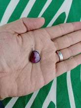 Cargar imagen en el visor de la galería, Colgante Rubi Zoisita con Plata Mod. 3
