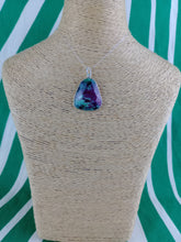 Cargar imagen en el visor de la galería, Colgante Rubi Zoisita con Plata Mod. 6
