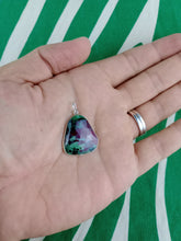 Cargar imagen en el visor de la galería, Colgante Rubi Zoisita con Plata Mod. 6
