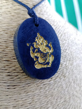Cargar imagen en el visor de la galería, Colgante Shunguita Ganesha
