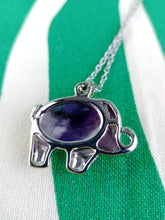Cargar imagen en el visor de la galería, Colgante Elefante Amatista
